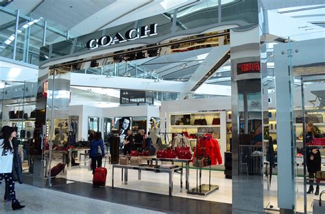 Toronto Airport Shops 